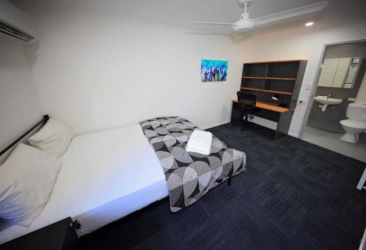 Хостел Mihaven Shared Living - Pembroke St Кэрнс Экстерьер фото